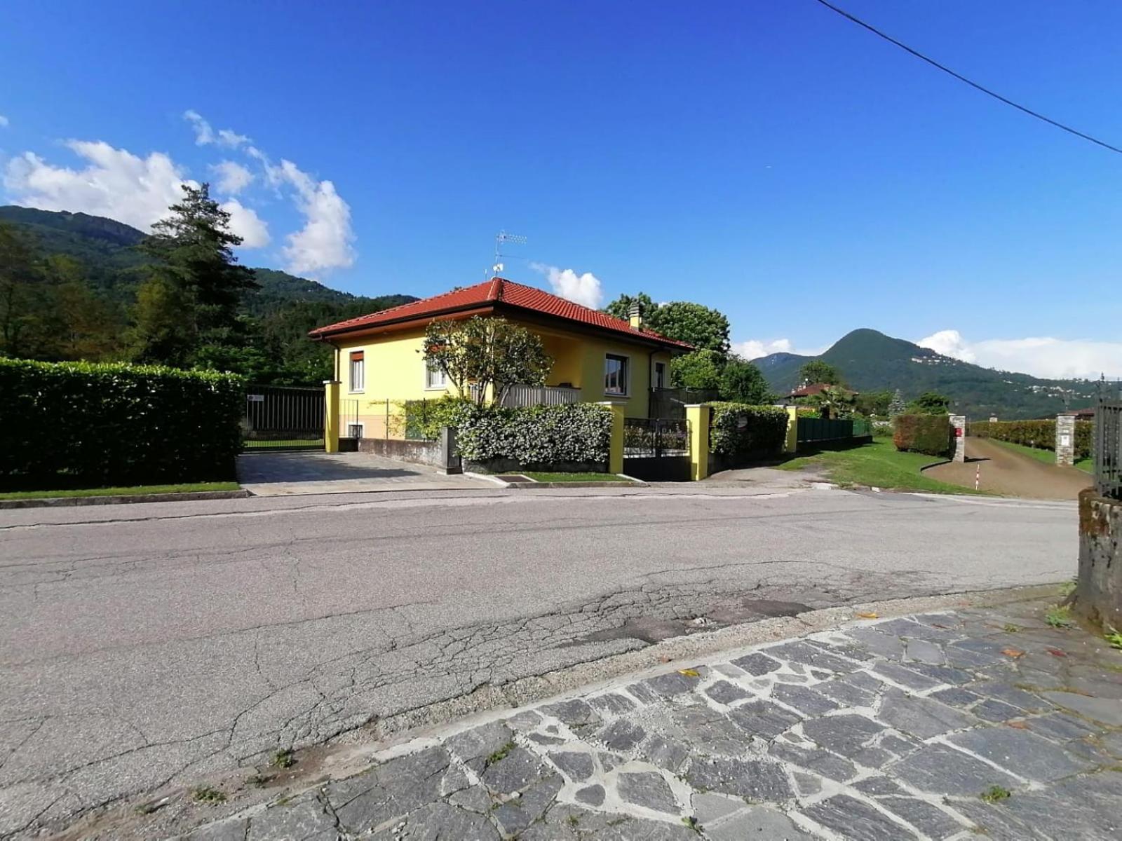 Casa Vacanza Elena San Bernardino Verbano 外观 照片